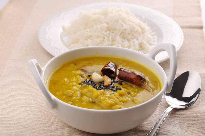 Dal punjabi, accompagné du riz basmati, Étampes